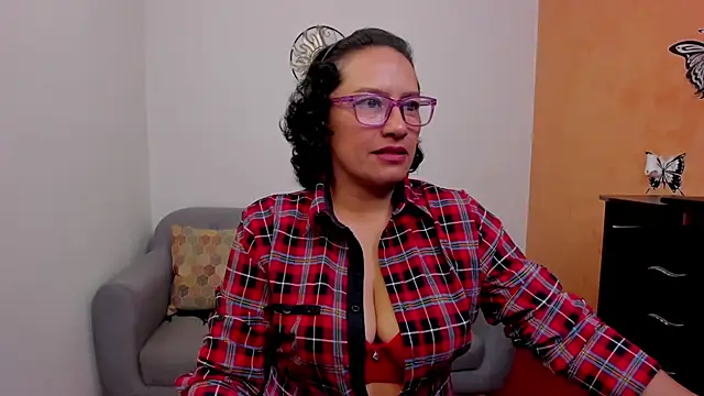 Snapshot of scarlet_wet chatting on July 21, 2026, 10:56 pm scarlet wet online show from July 21, 2026, 10:56 pm