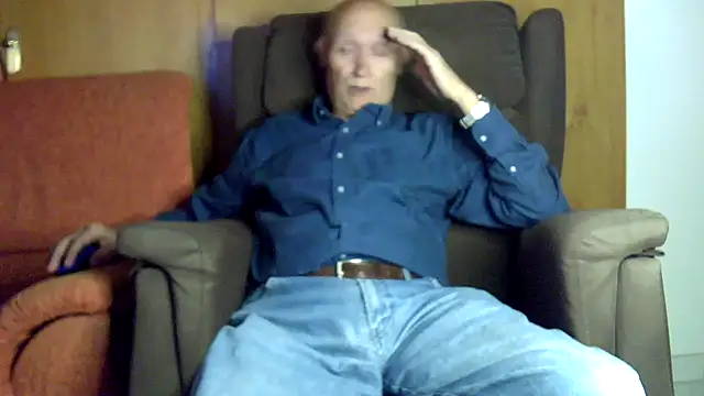 Snapshot of Josepigual007 chatting on December 27, 2024, 4:54 pm Josepigual007 online show from December 27, 2024, 4:54 pm