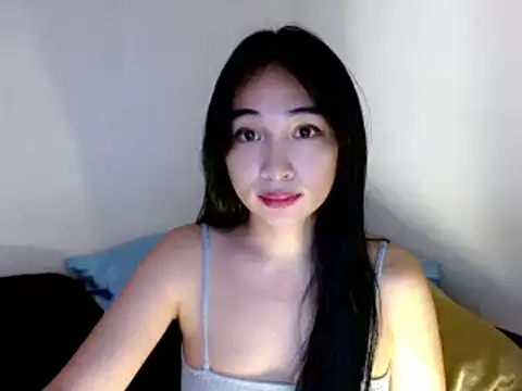 Snapshot of SweetLilly_18 chatting on March 3, 2025, 5:20 am SweetLilly 18 online show from March 3, 2025, 5:20 am