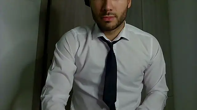 Justynn1 online show from January 12, 2025, 12:07 am