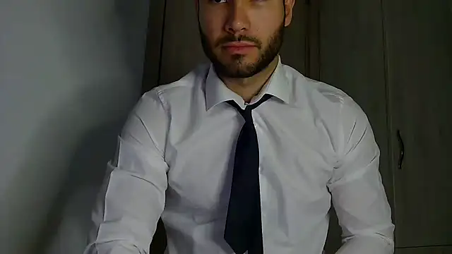 Justynn1 online show from September 30, 2025, 9:31 pm