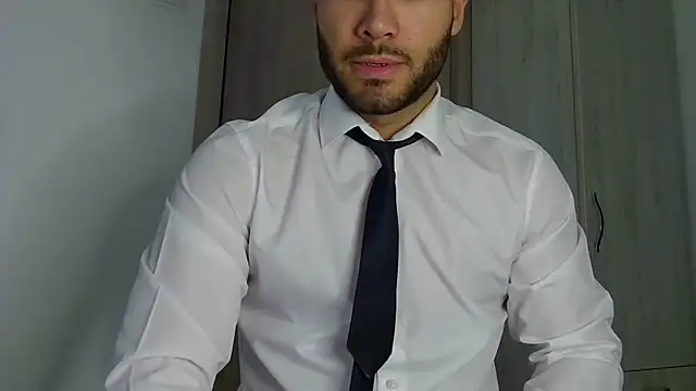 Justynn1 online show from April 20, 2026, 4:59 am