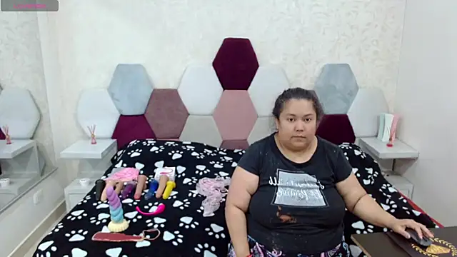 Snapshot of angel_blue chatting on June 8, 2026, 3:45 pm angel blue online show from June 8, 2026, 3:45 pm