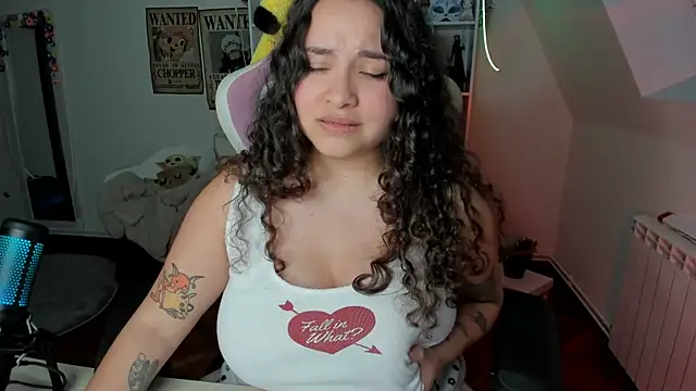 Snapshot of Sweet_sully__ chatting on January 10, 2025, 5:24 pm Sweet sully online show from January 10, 2025, 5:24 pm