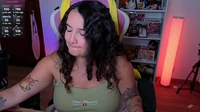 Snapshot of Sweet_sully__ chatting on September 26, 2025, 9:02 am Sweet sully online show from September 26, 2025, 9:02 am