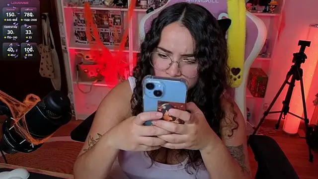 Snapshot of Sweet_sully__ chatting on October 19, 2025, 9:21 am Sweet sully online show from October 19, 2025, 9:21 am