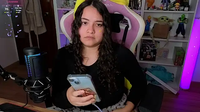 Snapshot of Sweet_sully__ chatting on November 8, 2025, 10:37 am Sweet sully online show from November 8, 2025, 10:37 am