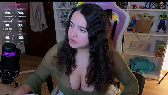 Snapshot of Sweet_sully__ chatting on November 22, 2025, 10:14 am Sweet sully online show from November 22, 2025, 10:14 am