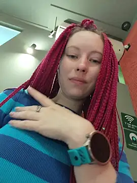 Snapshot of Frost_foxy chatting on May 7, 2026, 3:34 am Frost foxy online show from May 7, 2026, 3:34 am