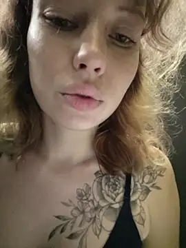 Snapshot of Frost_foxy chatting on July 12, 2026, 2:57 am Frost foxy online show from July 12, 2026, 2:57 am