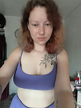 Snapshot of Frost_foxy chatting on July 15, 2026, 3:45 am Frost foxy online show from July 15, 2026, 3:45 am