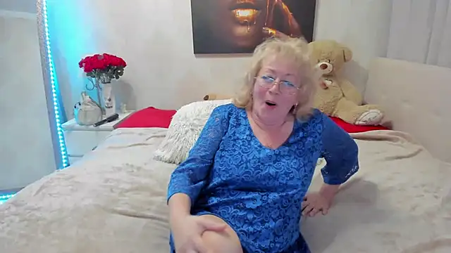 laylaroma online show from November 17, 2025, 2:34 pm