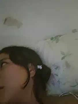 Snapshot of DAELAA chatting on March 21, 2025, 11:23 pm DAELAA online show from March 21, 2025, 11:23 pm