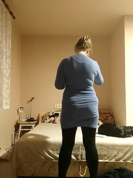 Snapshot of Elza01 chatting on January 24, 2025, 6:35 am Elza01 online show from January 24, 2025, 6:35 am