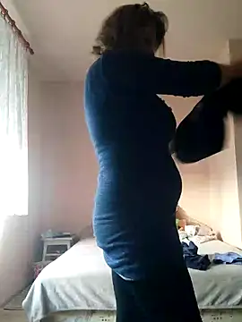 Snapshot of Elza01 chatting on February 3, 2025, 6:56 am Elza01 online show from February 3, 2025, 6:56 am