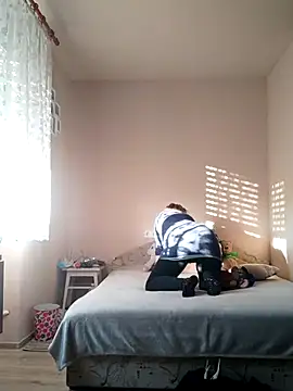 Snapshot of Elza01 chatting on February 21, 2025, 6:51 am Elza01 online show from February 21, 2025, 6:51 am