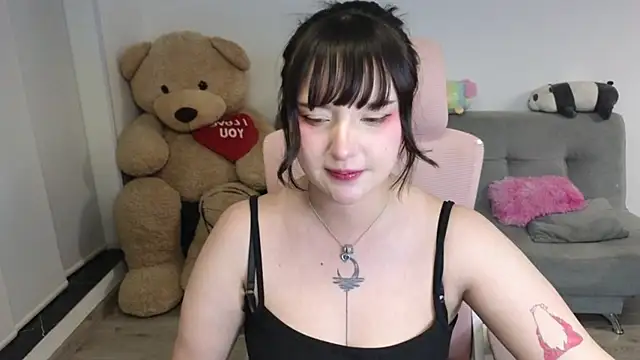 KuroChan420 online show from July 13, 2026, 12:35 am