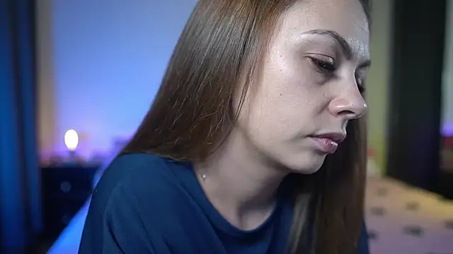 TiffanyPierce online show from October 6, 2025, 8:17 pm