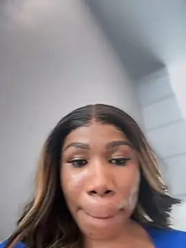 Snapshot of Belle___ chatting on February 1, 2025, 6:19 pm Belle online show from February 1, 2025, 6:19 pm