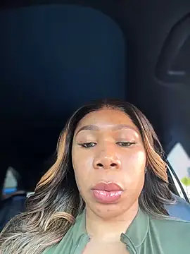 Snapshot of Belle___ chatting on February 2, 2025, 2:13 pm Belle online show from February 2, 2025, 2:13 pm