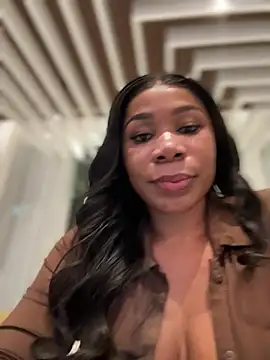 Snapshot of Belle___ chatting on February 9, 2025, 12:17 am Belle online show from February 9, 2025, 12:17 am