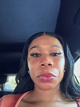 Snapshot of Belle___ chatting on September 13, 2025, 3:45 pm Belle online show from September 13, 2025, 3:45 pm