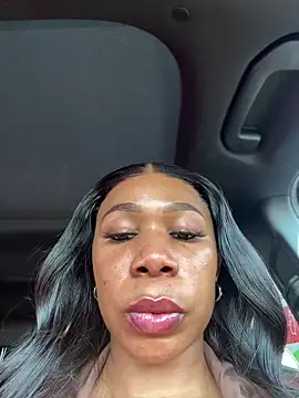 Snapshot of Belle___ chatting on September 20, 2025, 3:35 pm Belle online show from September 20, 2025, 3:35 pm