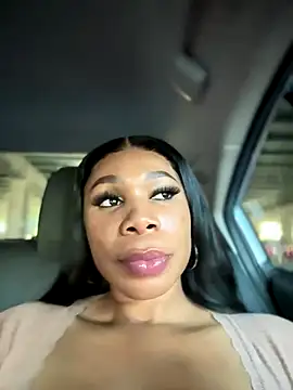 Snapshot of Belle___ chatting on October 10, 2025, 9:14 pm Belle online show from October 10, 2025, 9:14 pm