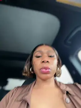 Snapshot of Belle___ chatting on February 11, 2026, 7:30 pm Belle online show from February 11, 2026, 7:30 pm