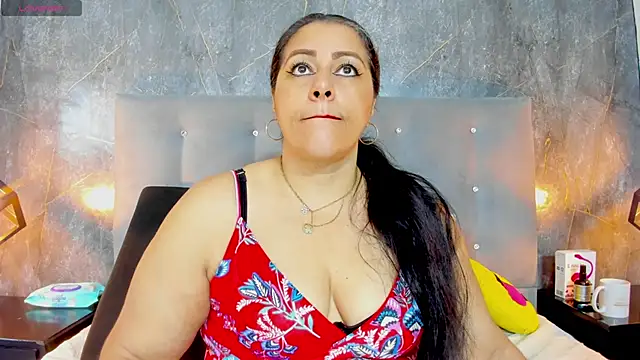 SexxyPamela online show from November 30, 2025, 1:04 pm