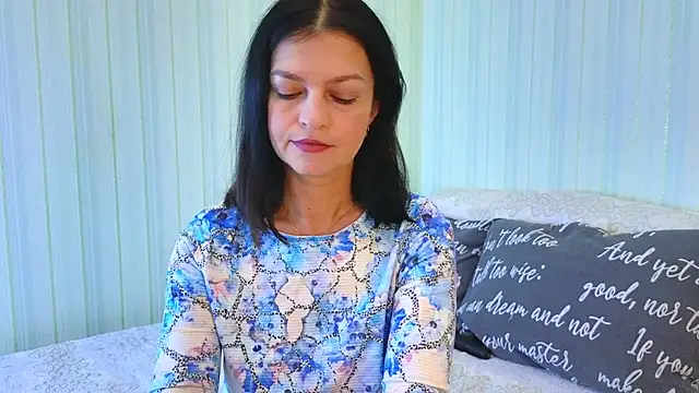 Snapshot of _Lily_ chatting on September 29, 2025, 8:30 am Lily online show from September 29, 2025, 8:30 am