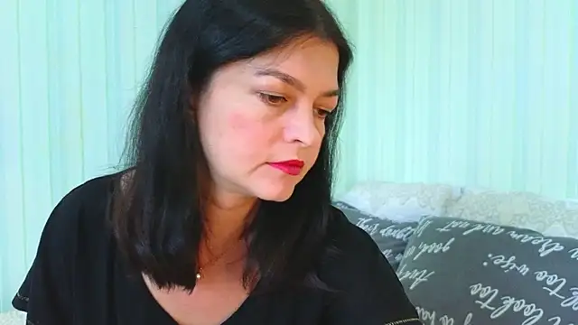 Snapshot of _Lily_ chatting on July 14, 2026, 9:25 am Lily online show from July 14, 2026, 9:25 am