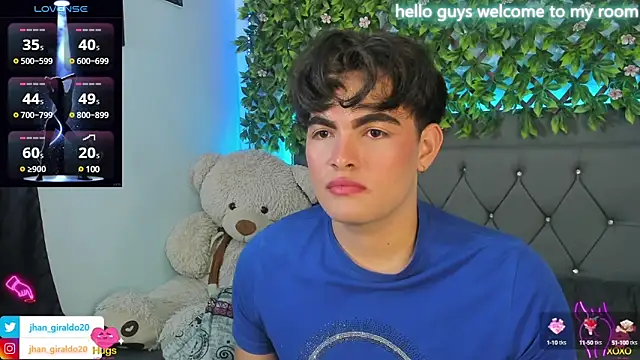 Snapshot of kamii_22 chatting on January 17, 2025, 8:13 am kamii 22 online show from January 17, 2025, 8:13 am