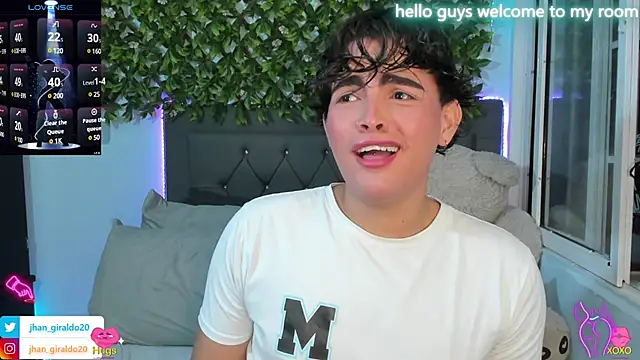 Snapshot of kamii_22 chatting on February 22, 2025, 5:55 am kamii 22 online show from February 22, 2025, 5:55 am