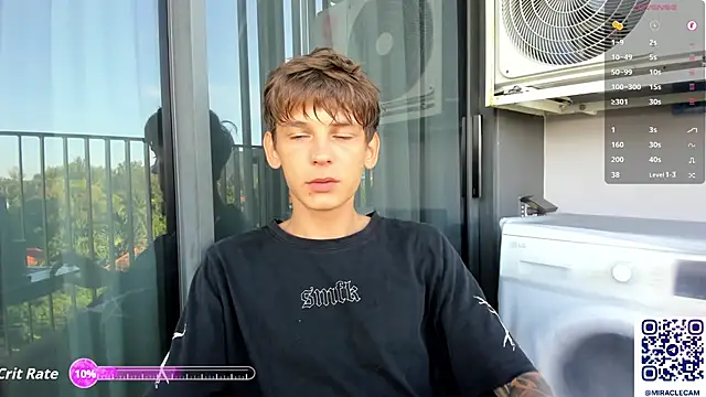 MiracleCam online show from October 13, 2025, 12:32 am