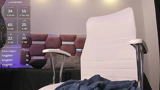 AlondraDiossa03 online show from March 4, 2025, 1:34 am