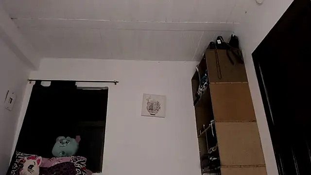 AlondraDiossa03 online show from September 9, 2025, 10:26 am