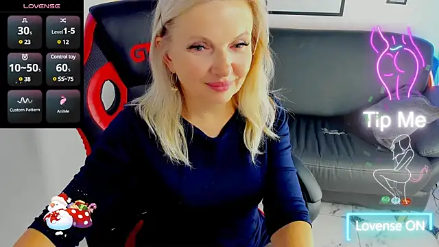 Snapshot of Abby_Moore_ chatting on March 2, 2025, 8:07 pm Abby Moore online show from March 2, 2025, 8:07 pm