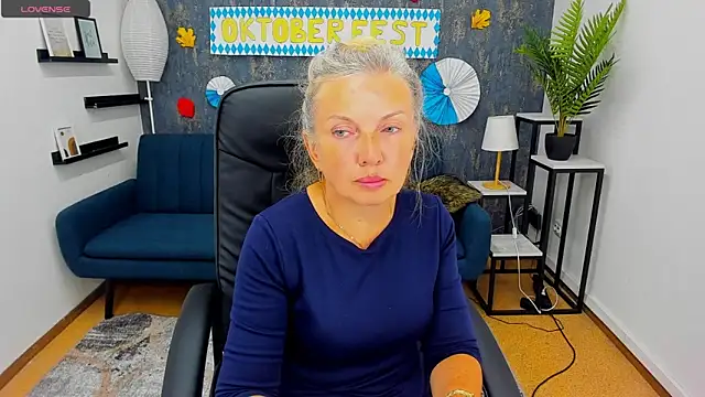 Snapshot of Abby_Moore_ chatting on September 10, 2025, 12:27 pm Abby Moore online show from September 10, 2025, 12:27 pm