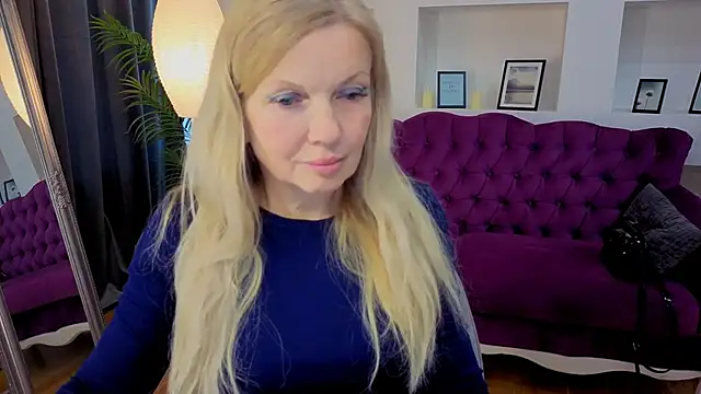 Abby Moore  online show from June 9, 2026, 6:47 am
