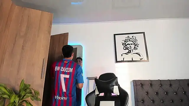 Snapshot of AlanNaughty chatting on December 3, 2025, 10:08 pm AlanNaughty online show from December 3, 2025, 10:08 pm