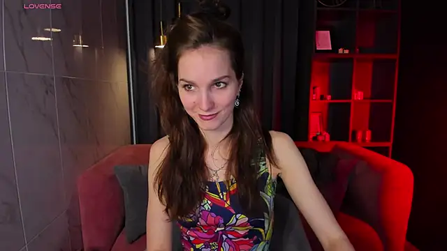 Snapshot of MirandaGlow chatting on March 21, 2025, 11:55 am MirandaGlow online show from March 21, 2025, 11:55 am