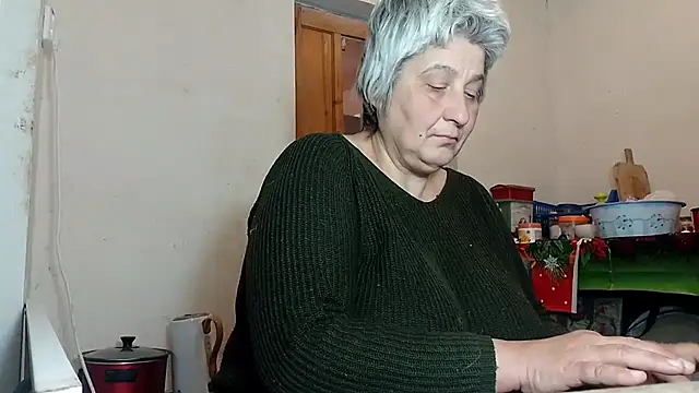 Snapshot of ExquisiteMature chatting on February 9, 2025, 12:41 pm ExquisiteMature online show from February 9, 2025, 12:41 pm