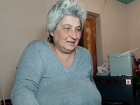 Snapshot of ExquisiteMature chatting on February 18, 2025, 6:37 am ExquisiteMature online show from February 18, 2025, 6:37 am