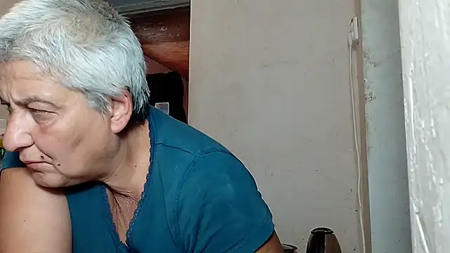 Snapshot of ExquisiteMature chatting on September 20, 2025, 11:00 am ExquisiteMature online show from September 20, 2025, 11:00 am