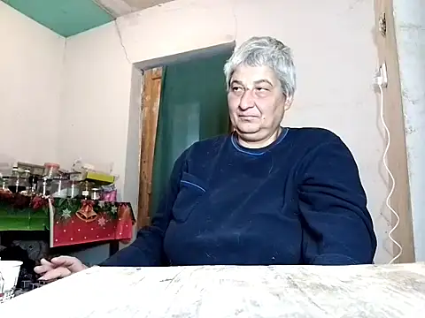 Snapshot of ExquisiteMature chatting on October 5, 2025, 8:56 am ExquisiteMature online show from October 5, 2025, 8:56 am