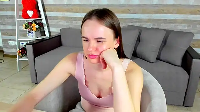 Snapshot of SusanSmit chatting on March 16, 2025, 5:14 am SusanSmit online show from March 16, 2025, 5:14 am