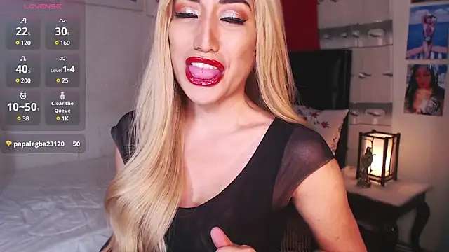 Snapshot of Alluring_Lordess chatting on March 5, 2025, 4:24 am Alluring Lordess online show from March 5, 2025, 4:24 am