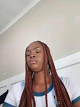 LuciousLips96 online show from June 21, 2026, 8:39 am