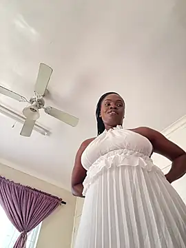 LuciousLips96 online show from July 23, 2026, 9:07 am